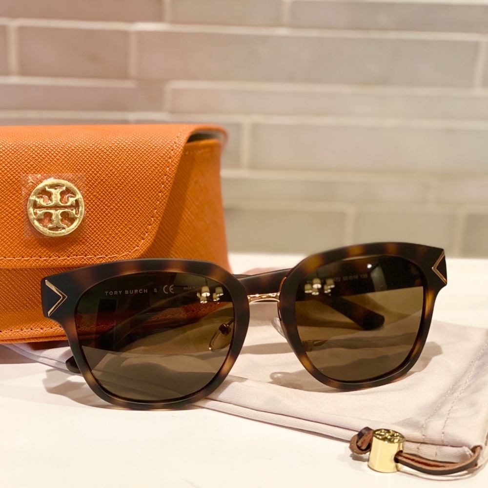 Never Worn Tory Burch Sunglasses